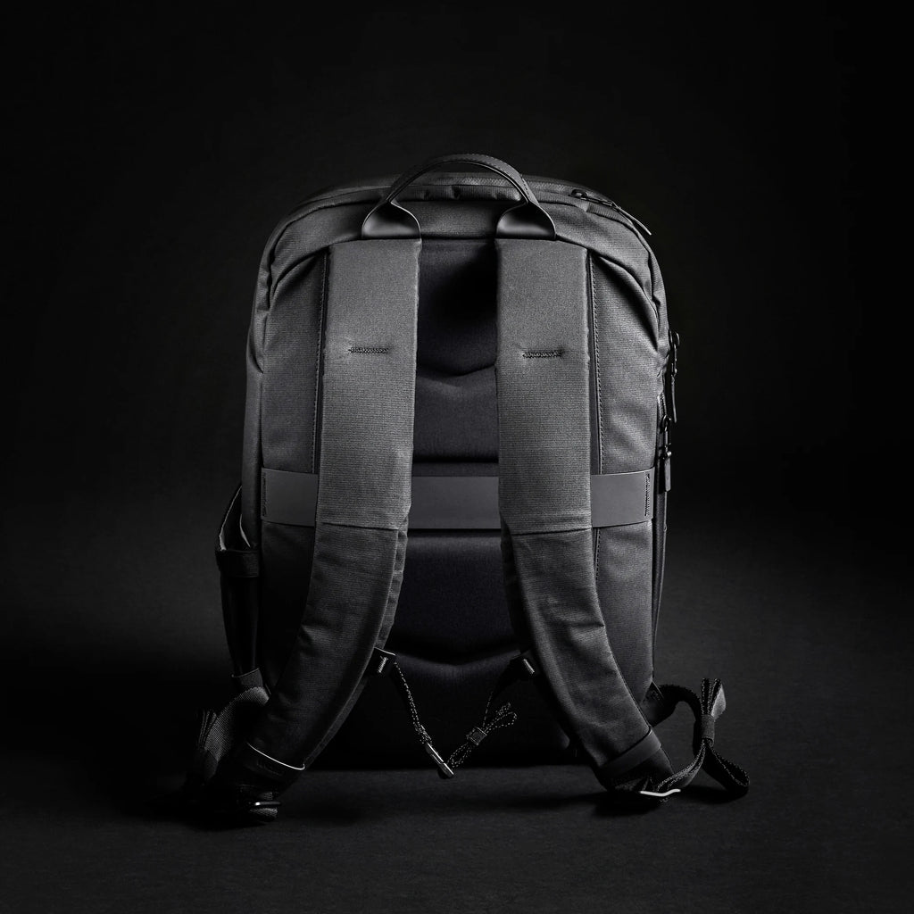 The Commuter Stealth Vincero Collective - Main Image