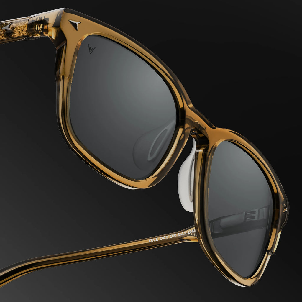 Men's Sunglasses - The Brooks - Sandalwood | Vincero Collective