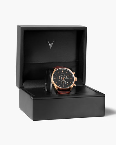 New online in box Vincero- Vienna Black and Gold watch