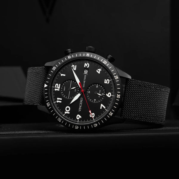 The Altitude - Matte Black/Redhover image