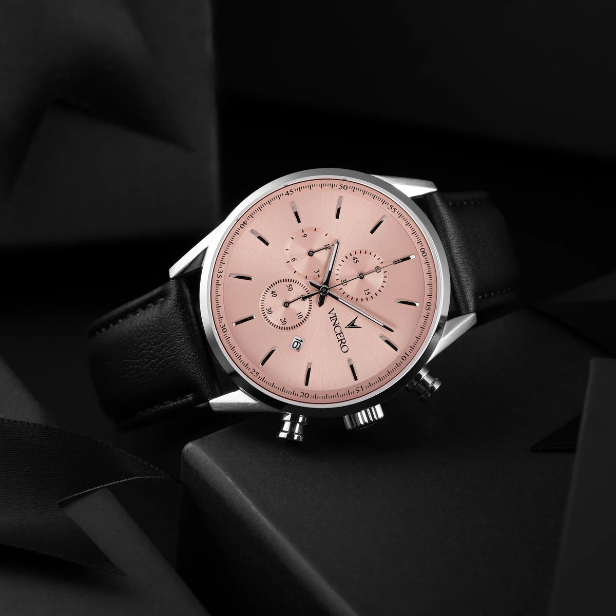 Chrono salmon watch on side