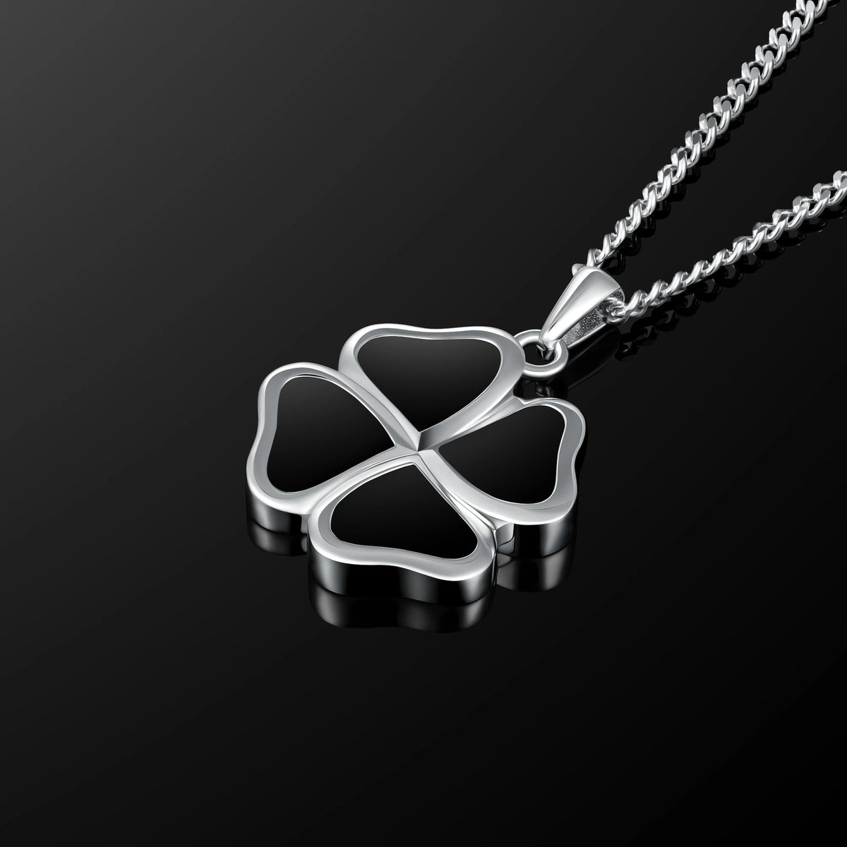 Clover Pendant - Silver Onyx