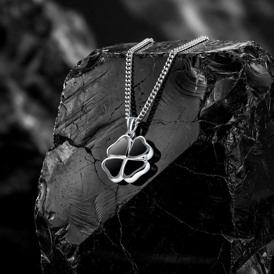 Clover Pendant - Silver Onyxhover image