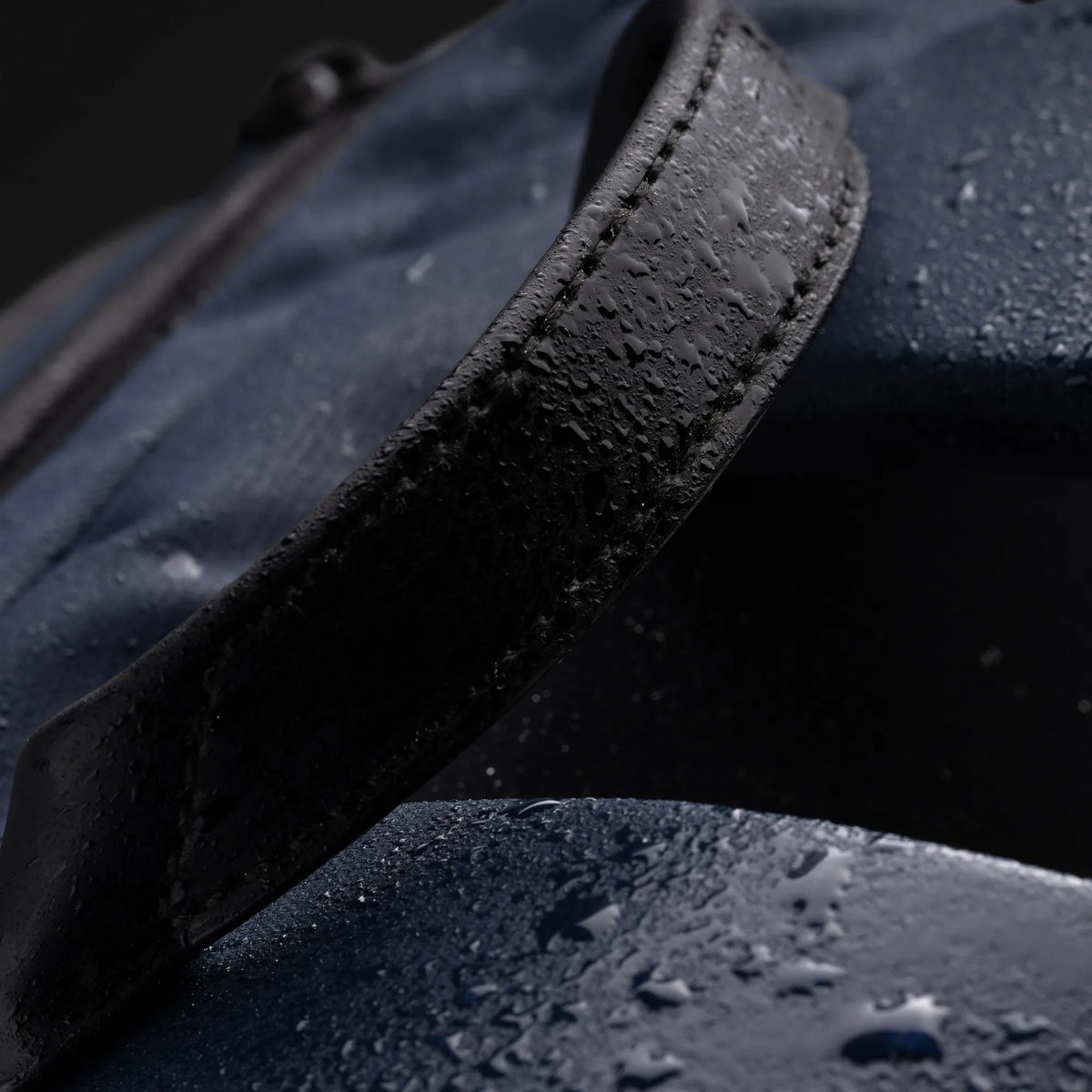 The Commuter - Midnight Blue