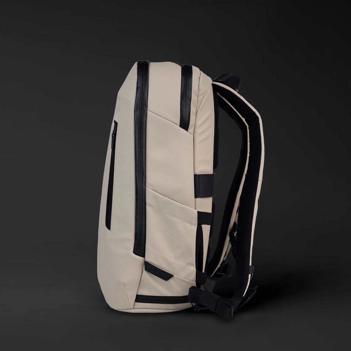 The Commuter - Desert Sand