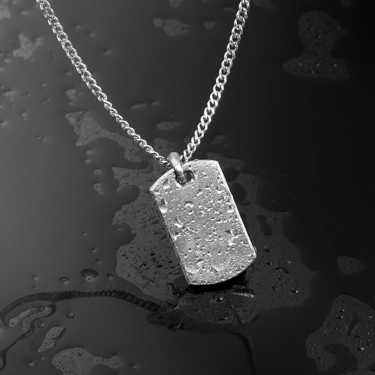 Beveled Tag Pendant - Silver | Vincero | Vincero Collective Beveled Tag Pendant - Silver | Vincero | Vincero Collective