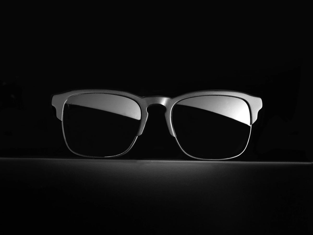 Men's Sunglasses - The Villa - Black Smoke/Silver