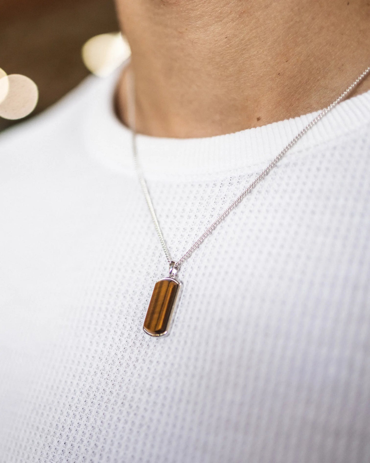 The Beveled Tag Pendant - Tigers Eye | Vincero | Vincero Collective