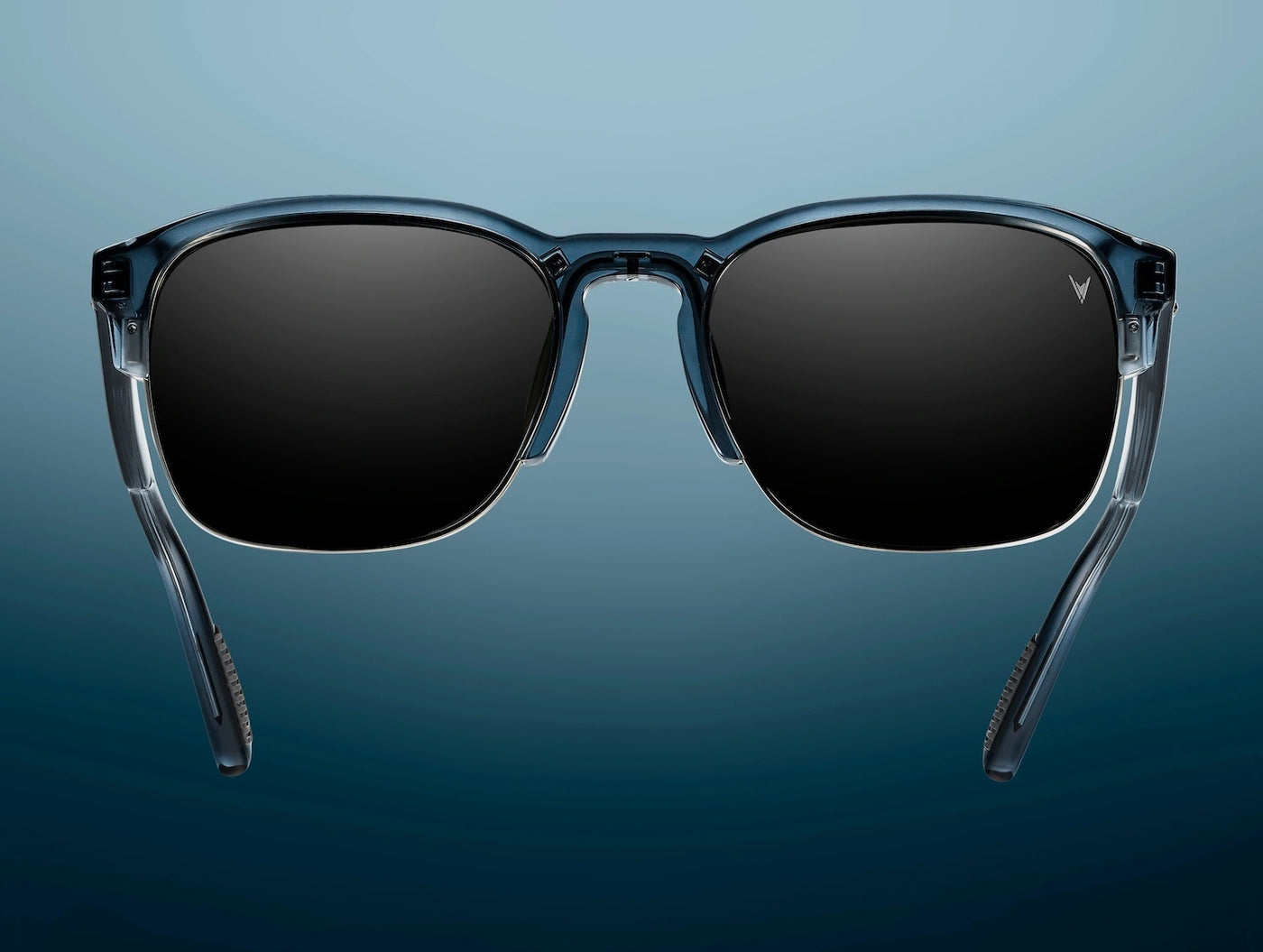 Blue Singlasses on Blue
