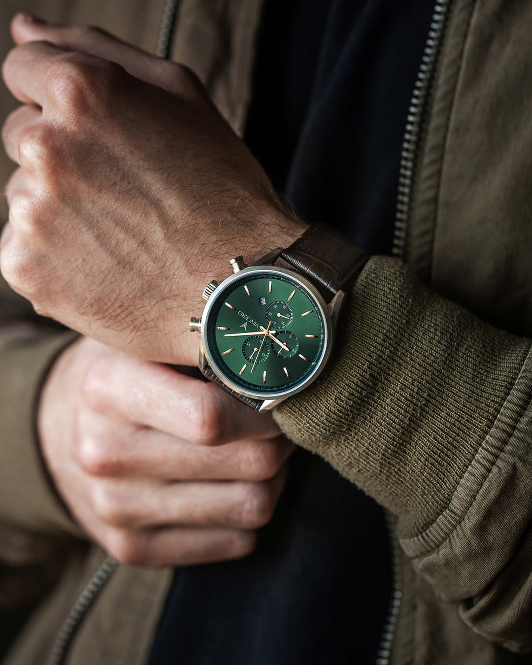 The Chrono S2 40mm - Dark Olive/Silverhover image