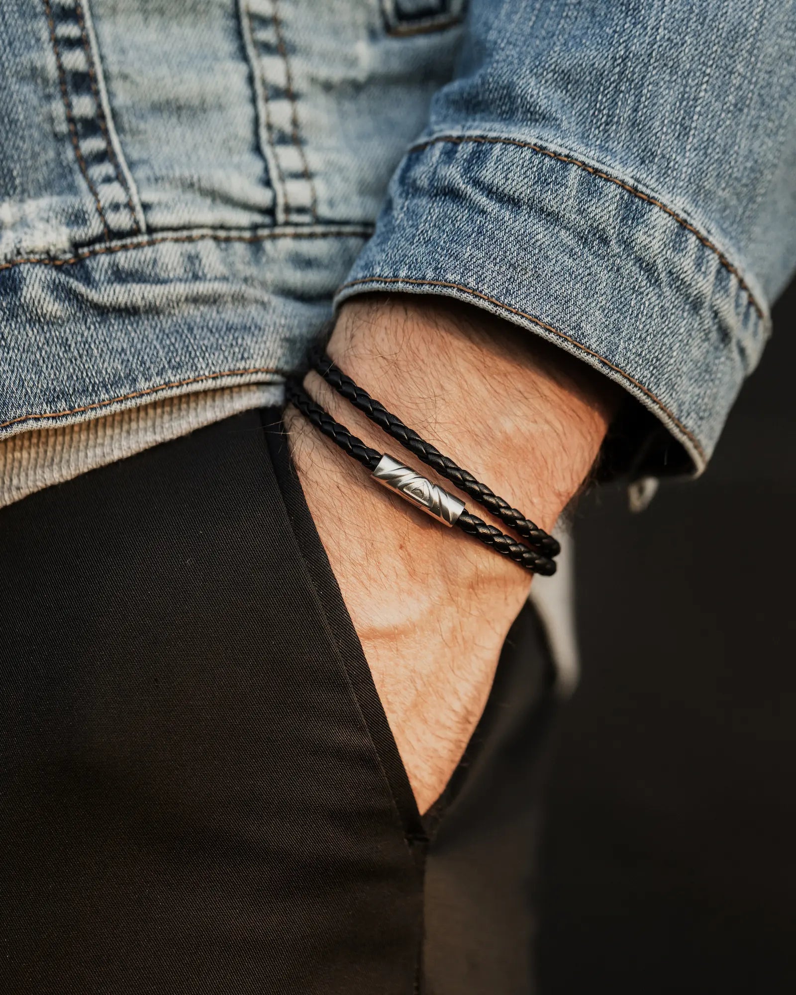 The Delta Double Bracelet - Black/Silver | Vincero | Vincero The Delta Double Bracelet - Black/Silver | Vincero | Vincero