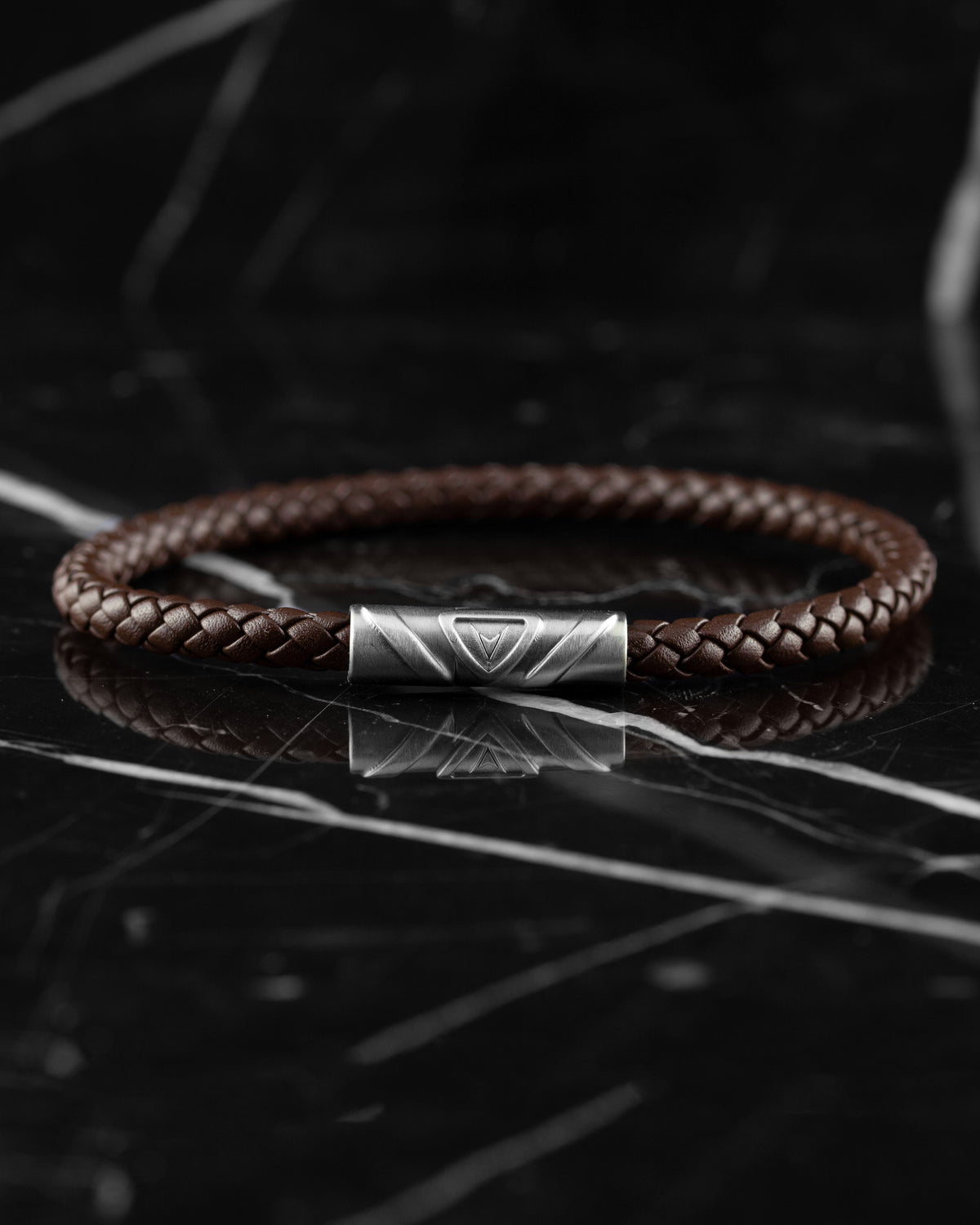 Men's Luxury Mocha Croc Italian Leather Single Braided Bracelet Strap Silver Clasp