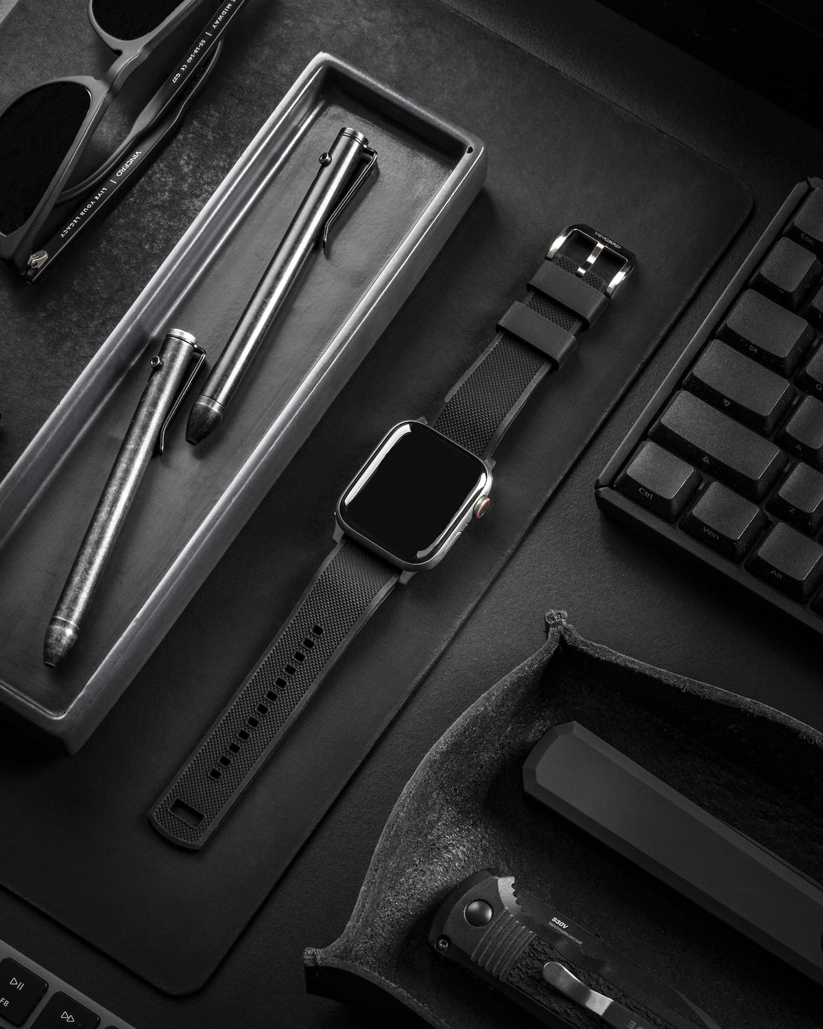 Apple Watch Silicone Band - Silver Hardware 44/46mm