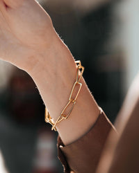 Twisted Clip Bracelet - Gold
