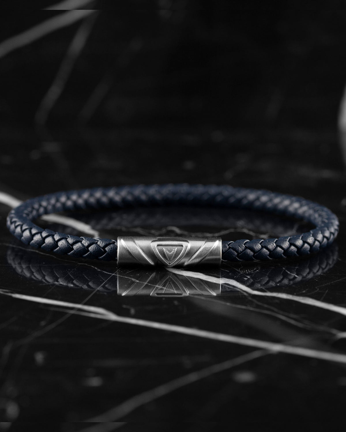 Men's Luxury Blue Croc Italian Leather Single Braided Bracelet Strap Silver Clasp