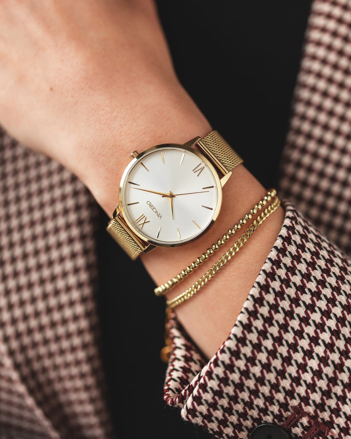 Eros Gold 316L Stainless Steel Mesh Strap Satin Watch Face Gold Case Clasp Gold Accents