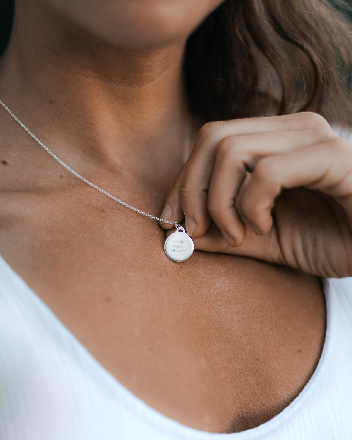 Women's Luxury Silver Cable Chain Necklace with Silver Pendant and Parrot Clasp