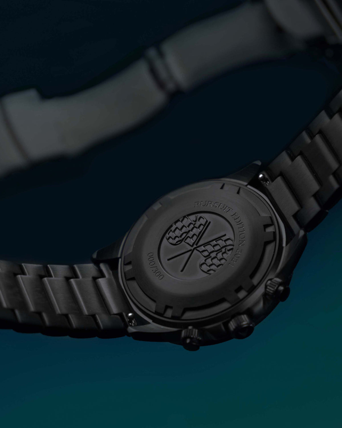 The Apex - Pursuit Limited Edition